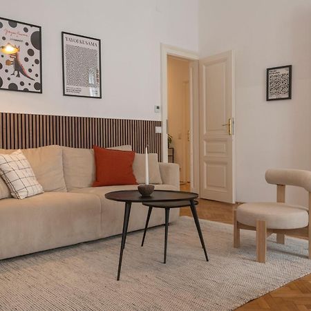 Josef'S Home I Premium Apartment In Ideal Location Bécs Kültér fotó